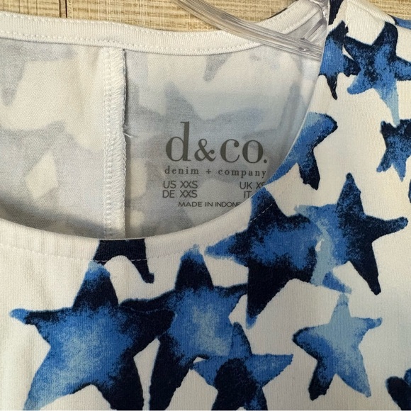 D&Co Tank Top Sz XXS Jersey Scoop Neck White Stars A500009 - Picture 3 of 7